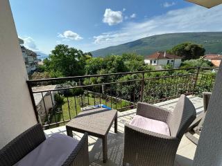 Villa Alla Bed and Breakfast - Herceg Novi - 7