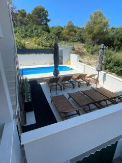 Villa Milena-with a pool - 8