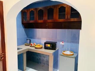 KorKoCove Beachfront Suites - 1