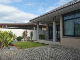 Shirley's Villa 26 草坪花园别墅 公共泳池 健身房 - 7