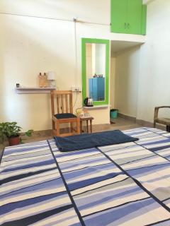 Cozy Homestay AC 400 per day - 1