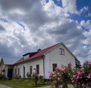 Trevligt rum för två personer med eget badrum - Kivik - 3