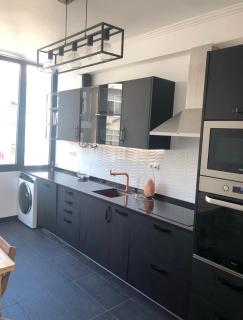 Apartamento com 3 quartos e jacuzzi em um dos quartos - Lissabon - 2