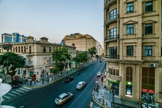 Near Marriot Courtyard 4 bedroom - Baku - 4