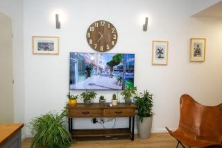 Amazing Dizengoff Square Home - 5