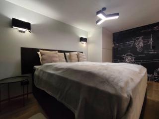 Superior Laguna Beskidow Pilot's Studio! Sauna&Gym! Air Condition! - 1