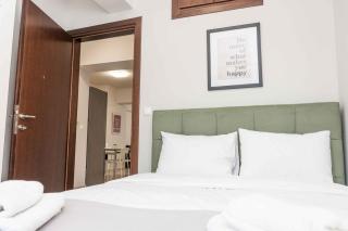 SKG Serenity Suite - 5
