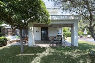 #Luxlikehome Aza Beachfront Villa - Ladhokopána - 8
