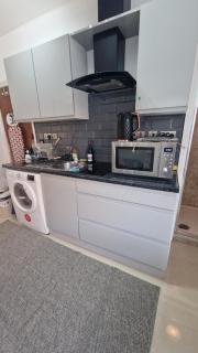 H1 Private Studio Flat Aldgate East - 5