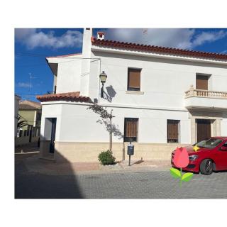 Agradable casa con chimenea interior y barbacoa. - Graja de Iniesta - 5