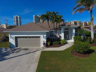 5* 3 BR 3 BA Home 4 min walk to beach & JW Marriott w/heated pool - Marco Island - 0