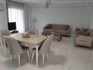 Family house - Ofrínion - 0
