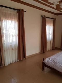 Naalya Estate House - Kampala - 4