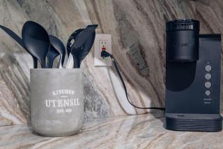 Cozy 3Bdr home in the heart of Tampa - 6