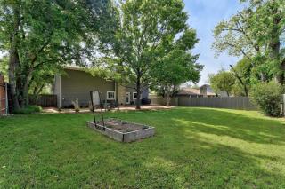 Remodeled 3BR, 2.5 Bath Retreat w/ Large Backyard - 4