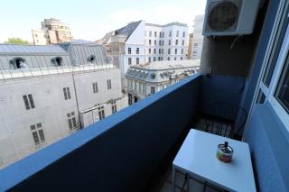 Charming Cozy Apartment - Old Town - Free Minibar - 6