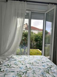 Atrium Apartment - 8