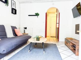 NEW ! Le Coeur de ville avec terrasse! Parking - Guingamp - 4