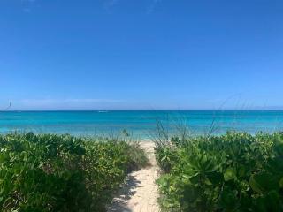 Beach'nBarefoot (Love Beach) - nestled on the beach - Orange Hill - 0