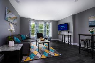 Quaint 1 Bedroom Apartment Sleeps Near Niagara Falls & Casino - 1