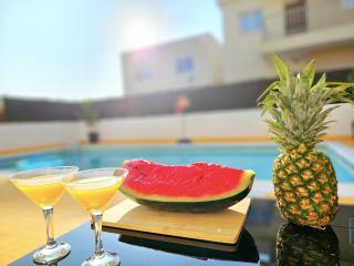 Spacious Villa with Private Pool - Paphos - 9