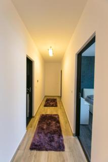 Beige Apartment Riviera - 3