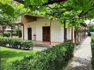 Yannis Villa - 1