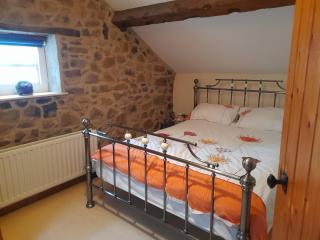 Moira Cottages at Berwickhall Sleeps 8 - Moira - 9