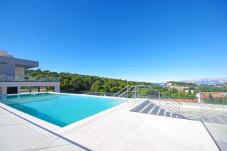 ATLANTIS LUX with pool - Makarska - 0