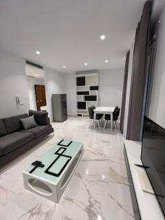Mumbas Apartment 2 - 6