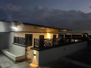 Unique 1-Bedroom Penthouse Apartment @Ajah, Lagos. - Lekki - 3