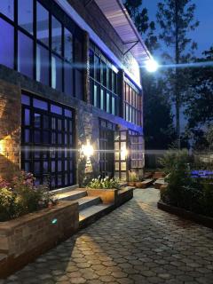 Jabulani Private Villas - 1