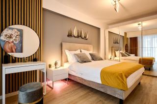 Infinity Summer Crib Beach Resort - parking - 9