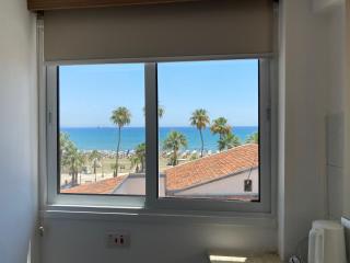 Larnaca Bay Suites - Larnaca - 0