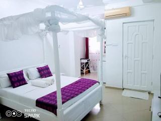 Lux Suites Bustani studio Apartments - Mombasa - 5