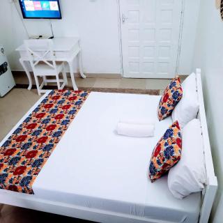 Lux Suites Bustani studio Apartments - Mombasa - 2
