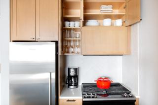 Hells Kitchen 1BR w Pool Gym DM nr Subway NYC-482 - 4