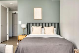 First Hill Studio w Gym Coworking SEA-442 - 5