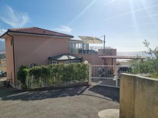 Dernier étage d'une maison - 1