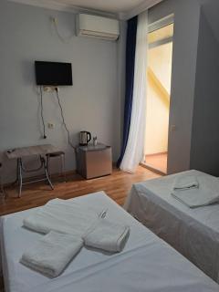 Hotel Zundaga - 1