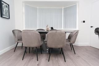 Fewston House Apartments - 2