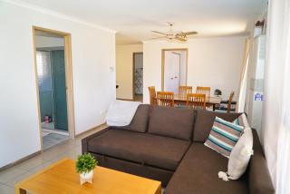 COZY 2 BEDROOM HOUSE /MELBOURNE - 9