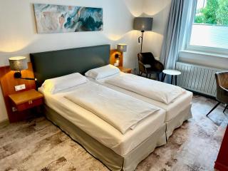 Hotel Schiller - Olching - 9