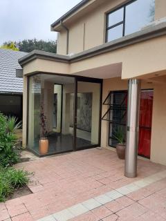 Brovad Guesthouse - Kempton Park - 1