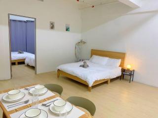 S2 Muji Sunway Geo 1-8pax Sunway Medical Centre - Petaling Jaya - 0