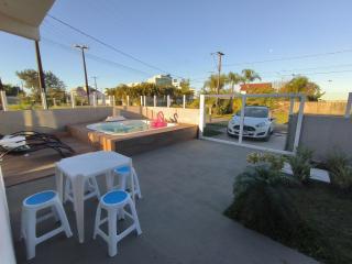 Casa alguns passos do mar com piscina e SPA Aquecido - Guaratuba - 3