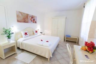 Resort Porto Pino Club - Porto Pino - 9