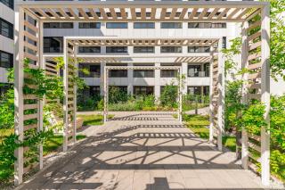DOKI Living by Blue Mandarin Parking & Foodhall - Danzig - 0