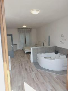 Dudi Jolie Maison - Jacuzzi - Lezzeno - 4