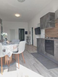 Dudi Jolie Maison - Jacuzzi - Lezzeno - 5